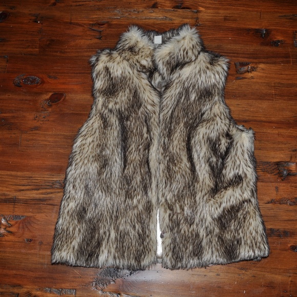 Cherokee Other - CHEROKEE Girl's Faux Fur Vest Sleeveless Jacket